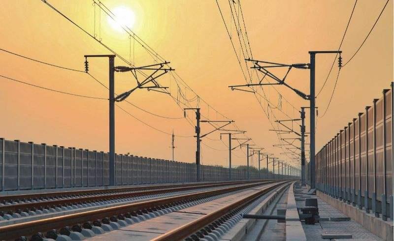 mg冰球突破电气大理丽江铁路电力远动箱变项目