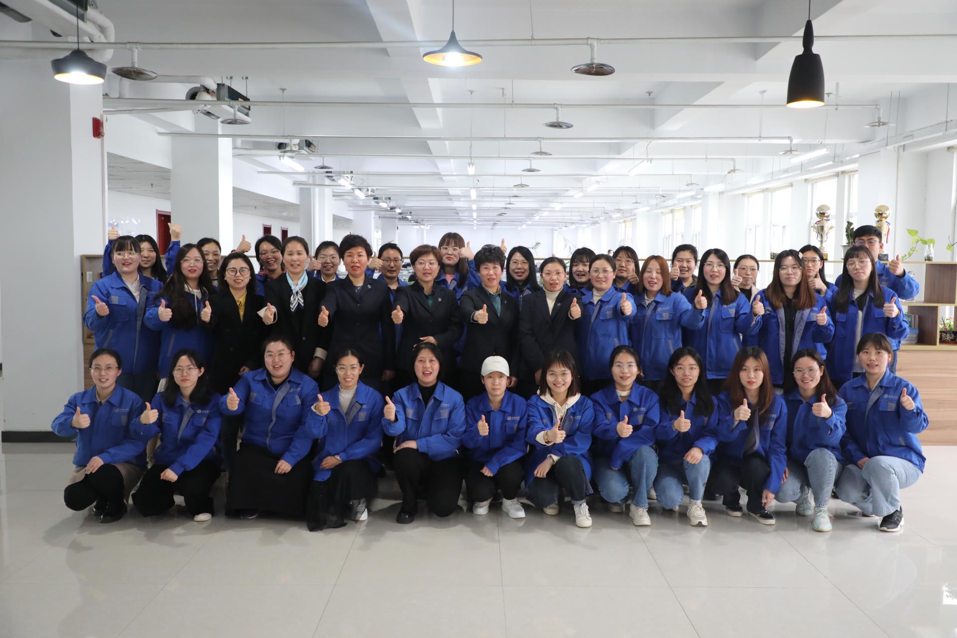 mg冰球突破·豪华版(试玩)官网首页