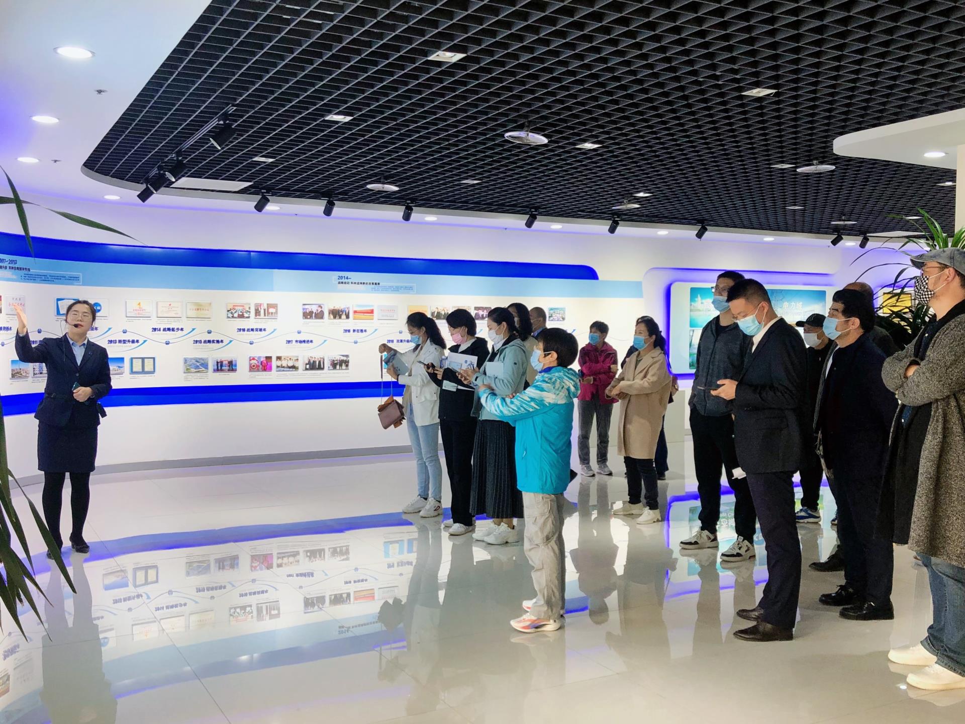 mg冰球突破·豪华版(试玩)官网首页