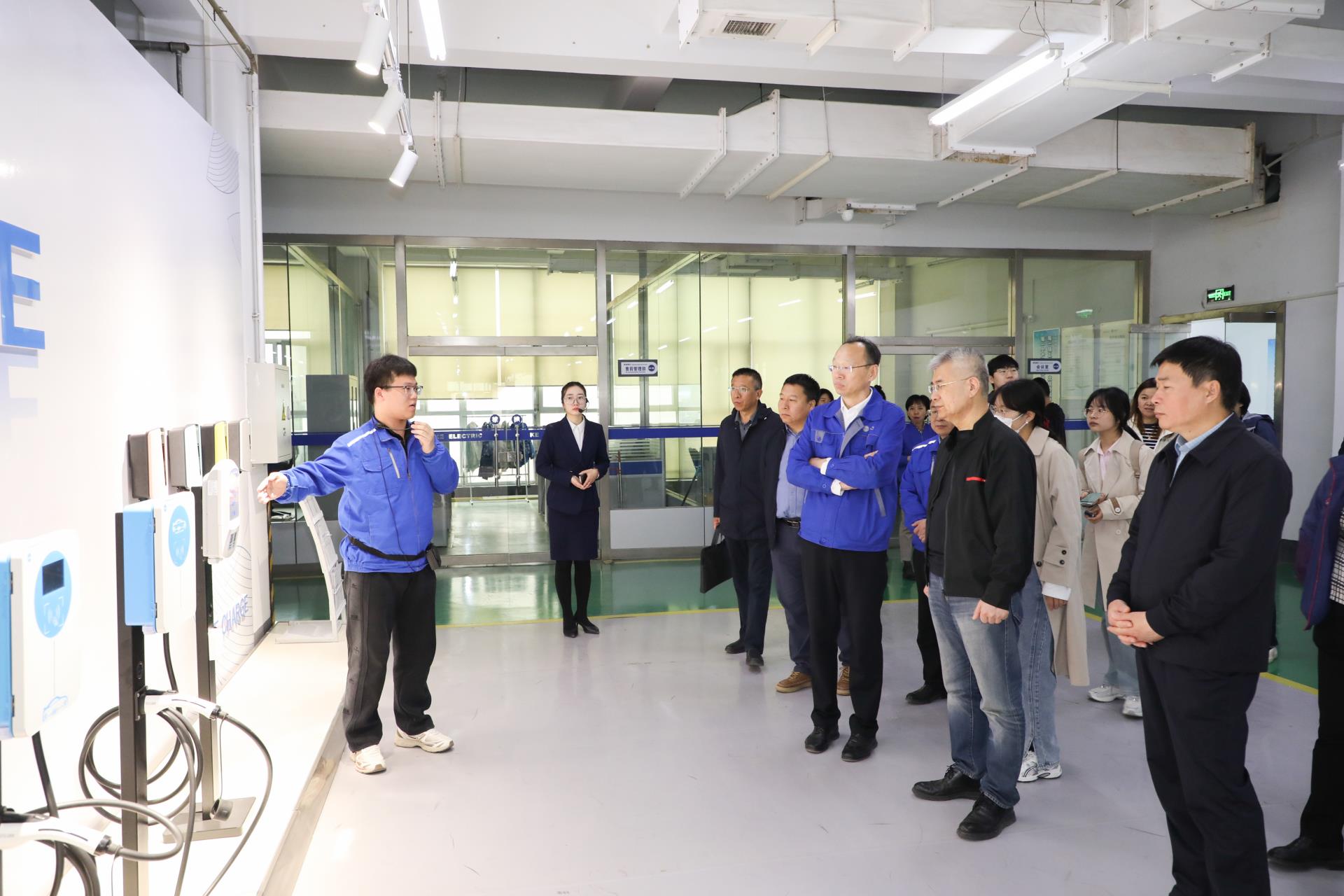 mg冰球突破·豪华版(试玩)官网首页