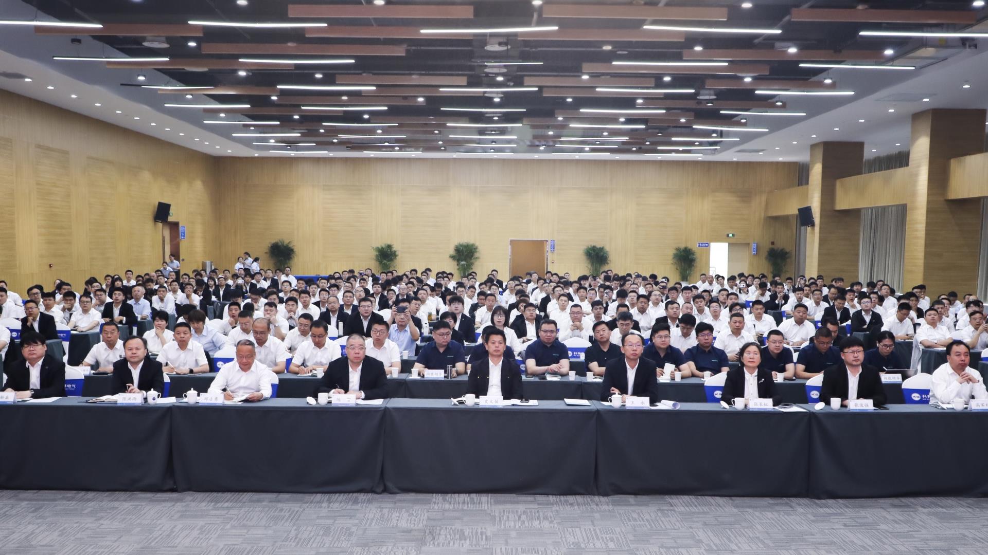 mg冰球突破·豪华版(试玩)官网首页