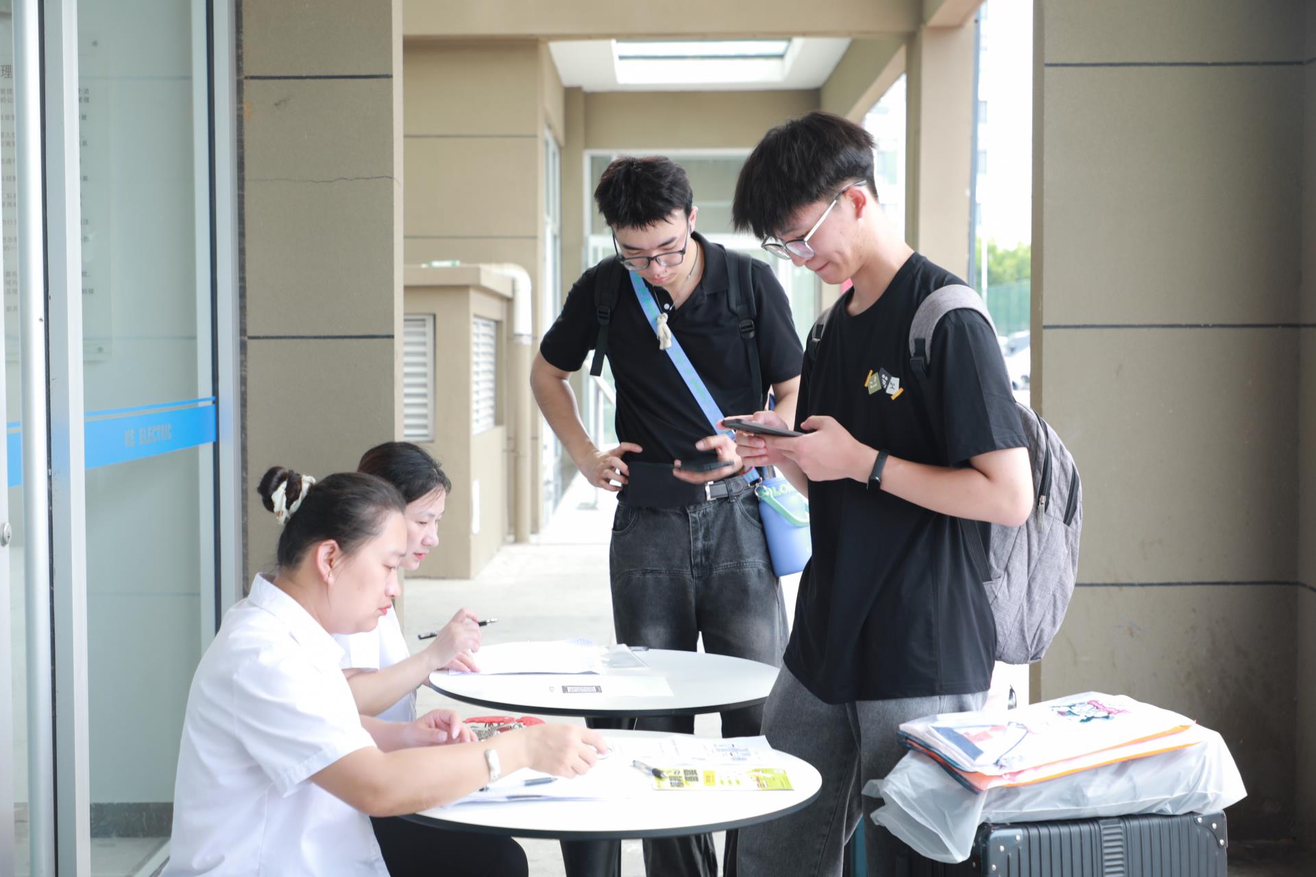 mg冰球突破·豪华版(试玩)官网首页