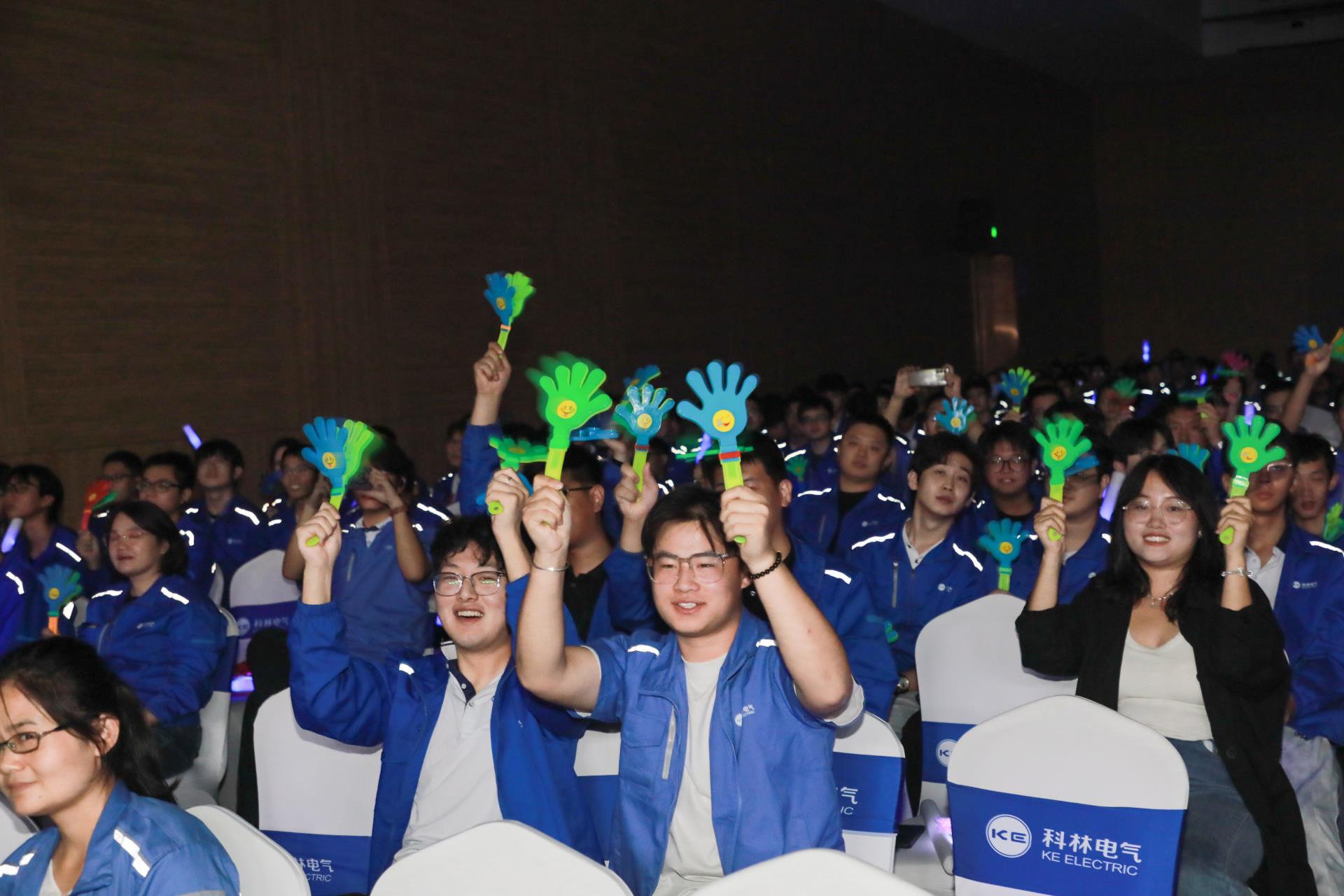 mg冰球突破·豪华版(试玩)官网首页