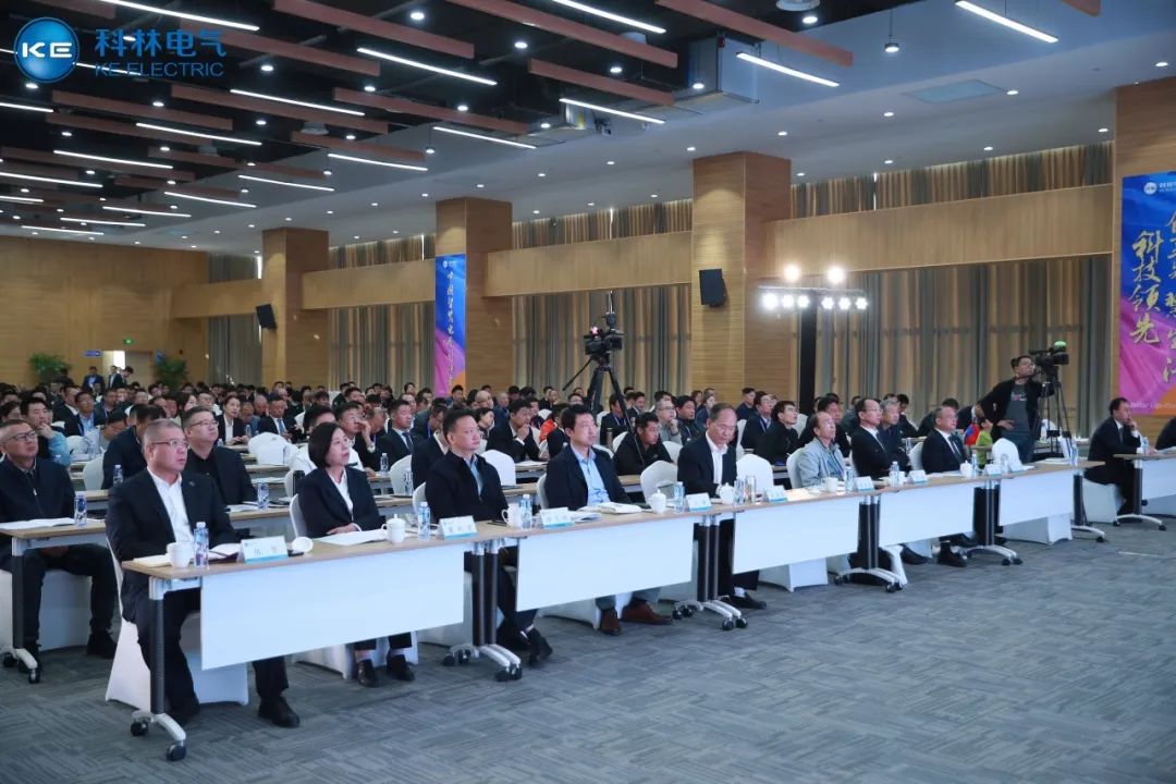 mg冰球突破·豪华版(试玩)官网首页