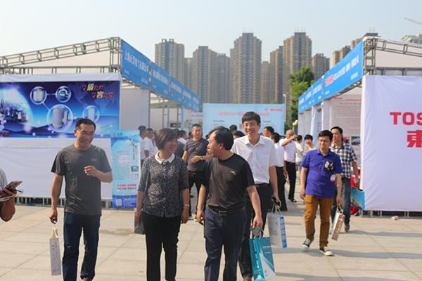 mg冰球突破·豪华版(试玩)官网首页