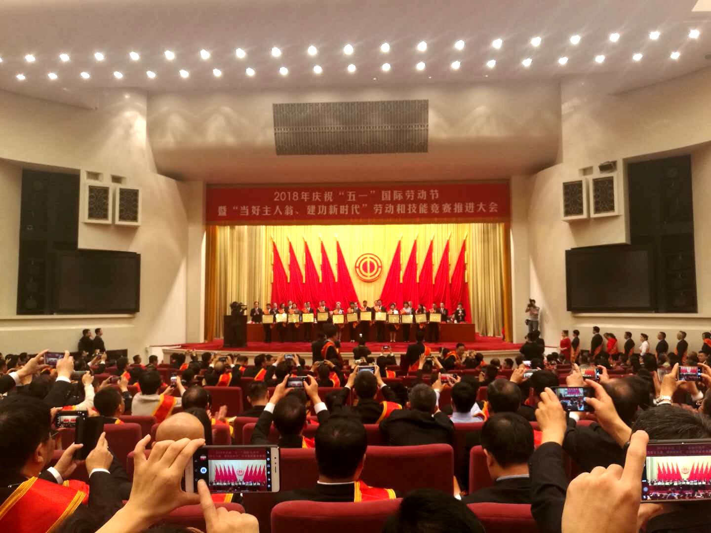 mg冰球突破·豪华版(试玩)官网首页